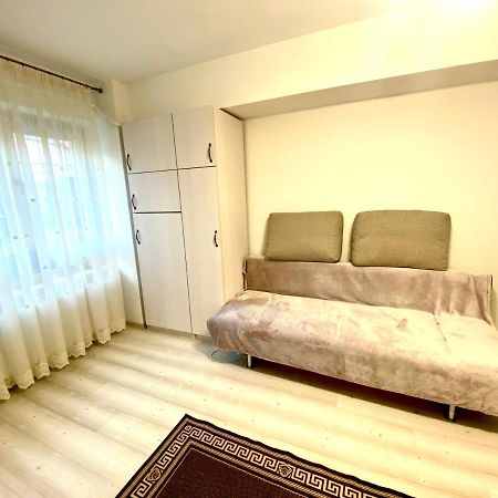 Ferienwohnung Apartament Sara Iasi Exterior foto